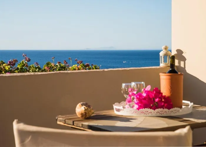 Летний дом Paleopolis Estate *