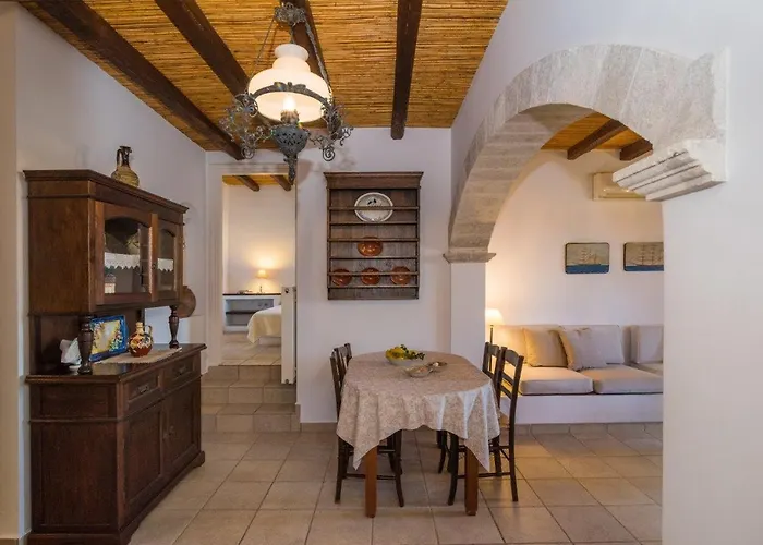 Paleopolis Estate Авлемонас